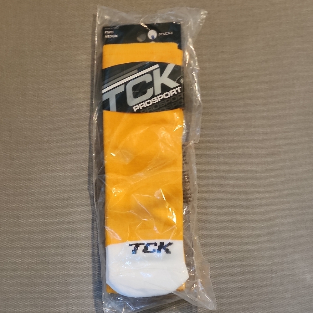 TC Prosport Yellow and White Socks
